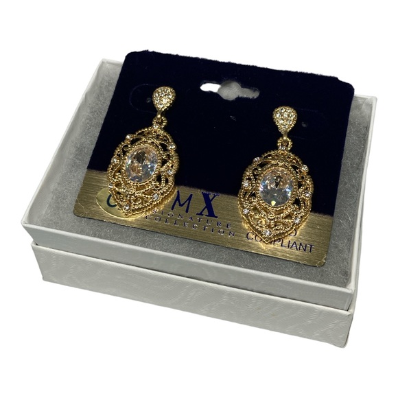 Gold Filigree Oval Dangle Earrings with Cubic Zirconia - Picture 7 of 9